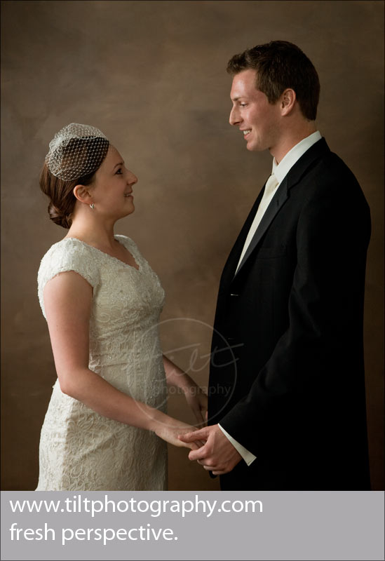 bride-groom-poppies-151