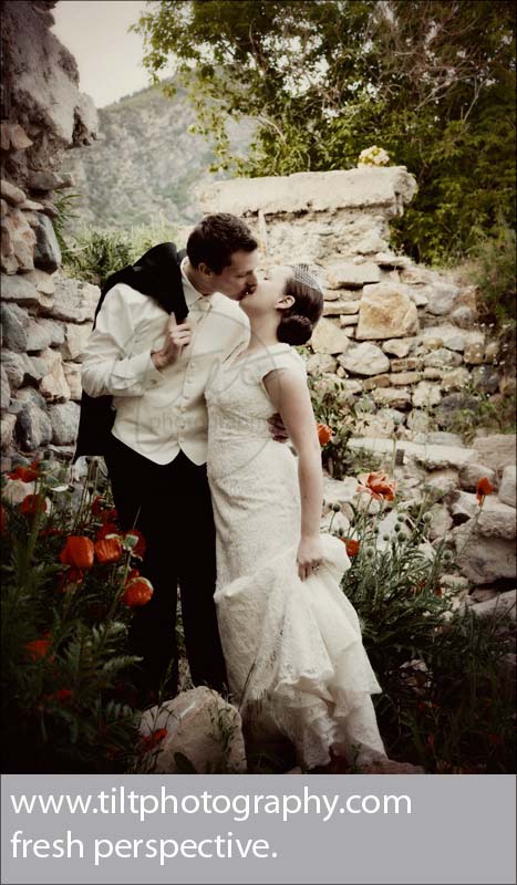 bride-groom-poppies-66