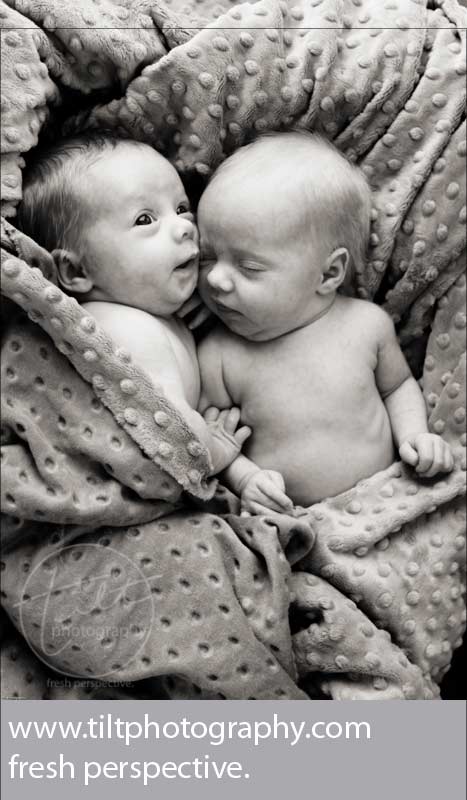 2009_09-ltwins-14